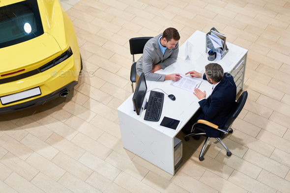 Khi mua ô tô trả góp cho công ty bạn cần chuẩn bị một số giấy tờ chứng minh doanh nghiệ